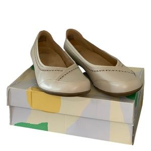 Betz white flats size 12.